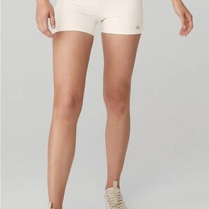 ALO Yoga Women's Airlift High Waist 3” NWT SMALL